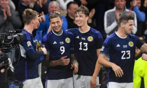 มุ่งหน้าไป