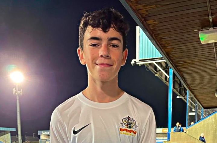 ผู้เล่นที่อายุน้อย