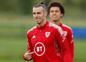 เบลเข้าร่วมทีม