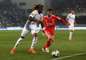 กลับมาแข่งขัน