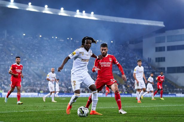 กลับมาแข่งขัน