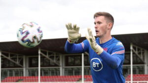 ดีนเฮนเดอร์สัน