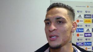 เป็นประตูแรก