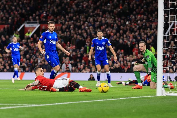 เป็นประตูแรก