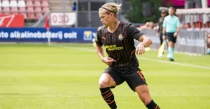 ท่ามกลางความต้องการ