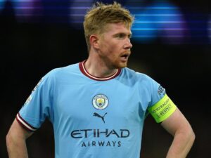 เดอบรอยน์ตอบโต้